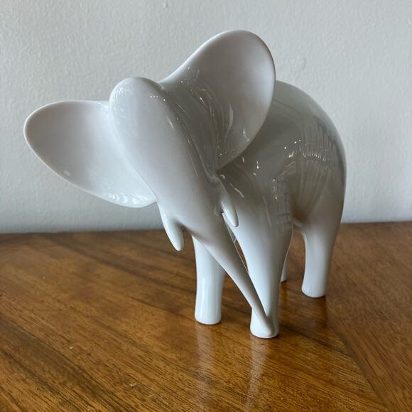 Royal Dux Elephant Vintage Ceramic Figurine Sculpture Statue Jaroslav Jezek - Picture 8 of 8